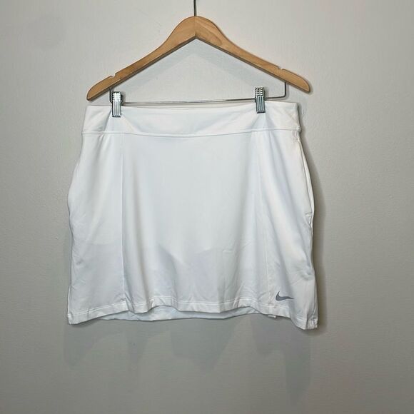 Nike Dri-Fit Skort Size Large - Picture 1 of 5